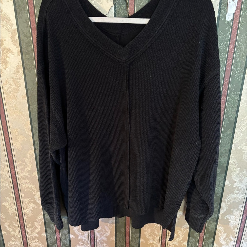 Aerie Black V-Neck Sweater
